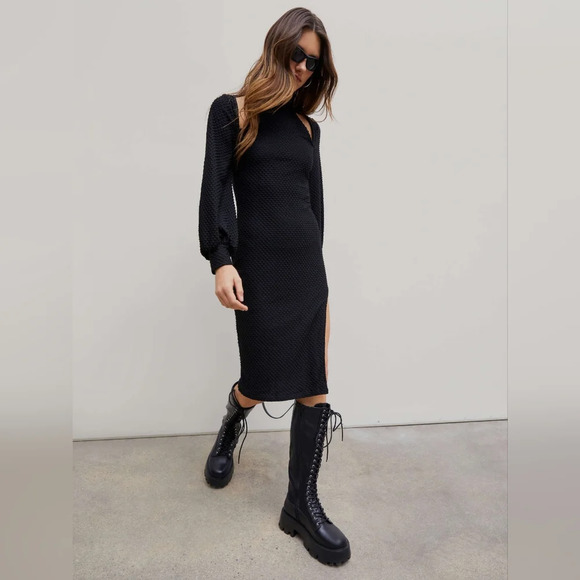 Cider Solid Stand Collar Cut Out Slit Midi Dress - Picture 2 of 7